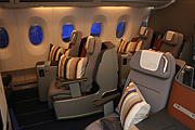 Premium Economy im neuen Lufthansa Airbus A350-900 (©Foto: Martin Schmitz)